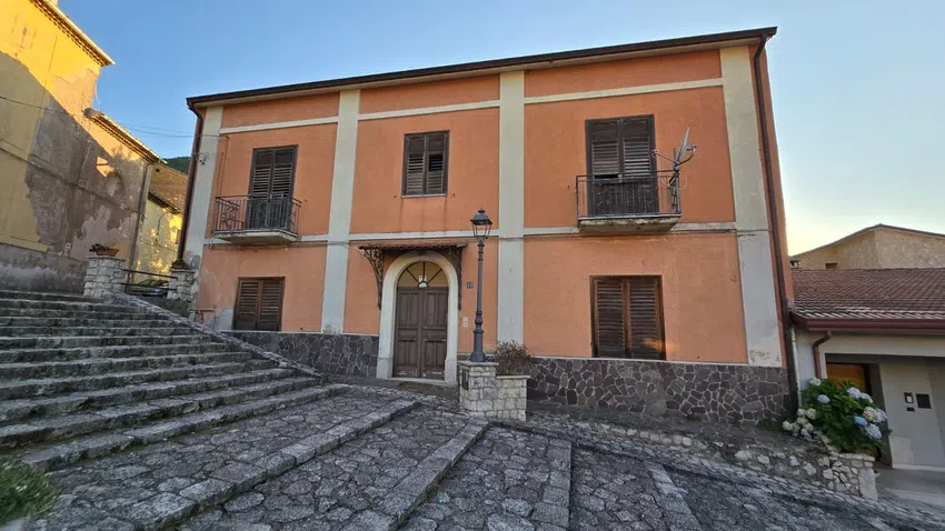 Casa indipendente in vendita in Via San Gennaro, 35